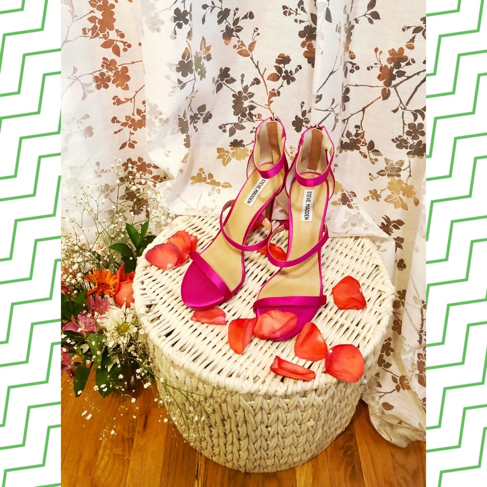 Steve Madden Feelya Women’s Sandal - Hot Pink